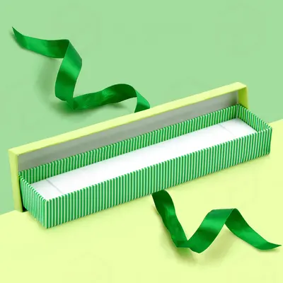 Bracelet Boxes presented alongside its printed surface detail