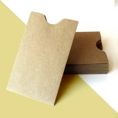 Card Sleeves Packaging displayed with the closure detail visible