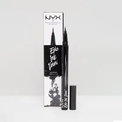 Eyeliner Boxes shown at an angle that reveals the depth of the pack