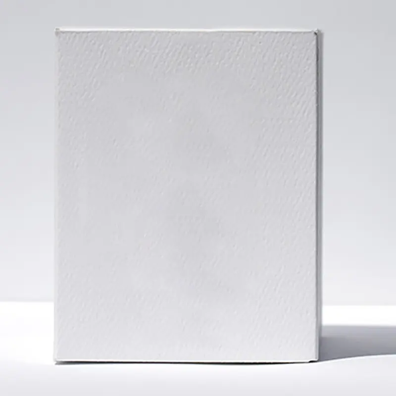 Minimal Packaging produced as custom sustainable packaging