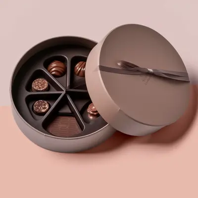 Sweet Boxes with Inserts shown at an angle that reveals the depth of the pack